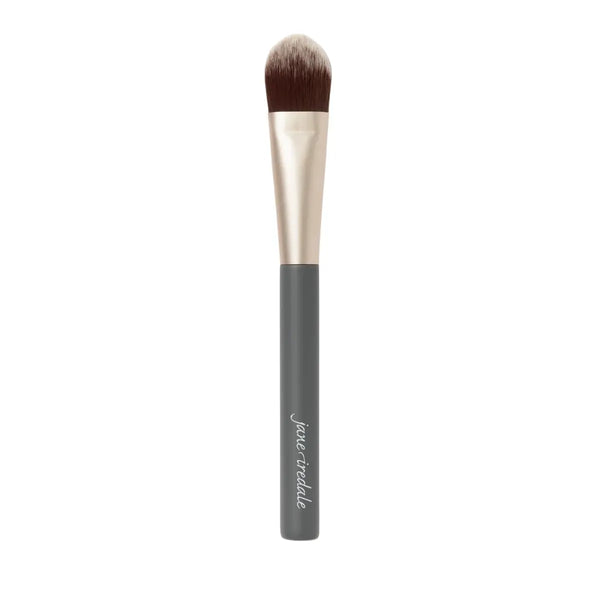 Liquid complexion brush- jane iredale- brainsforbeauty