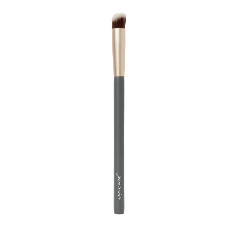concealer brush- jane iredale- brainsforbeauty