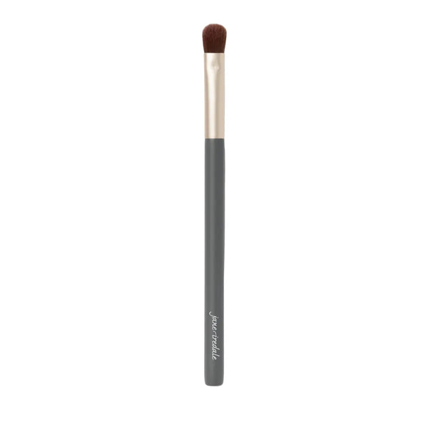 flat eye brush- jane iredale- brainsforbeauty